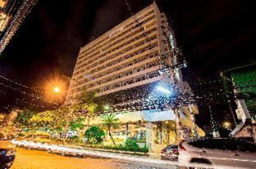 Pailyn Phitsanulok Hotel Esterno foto