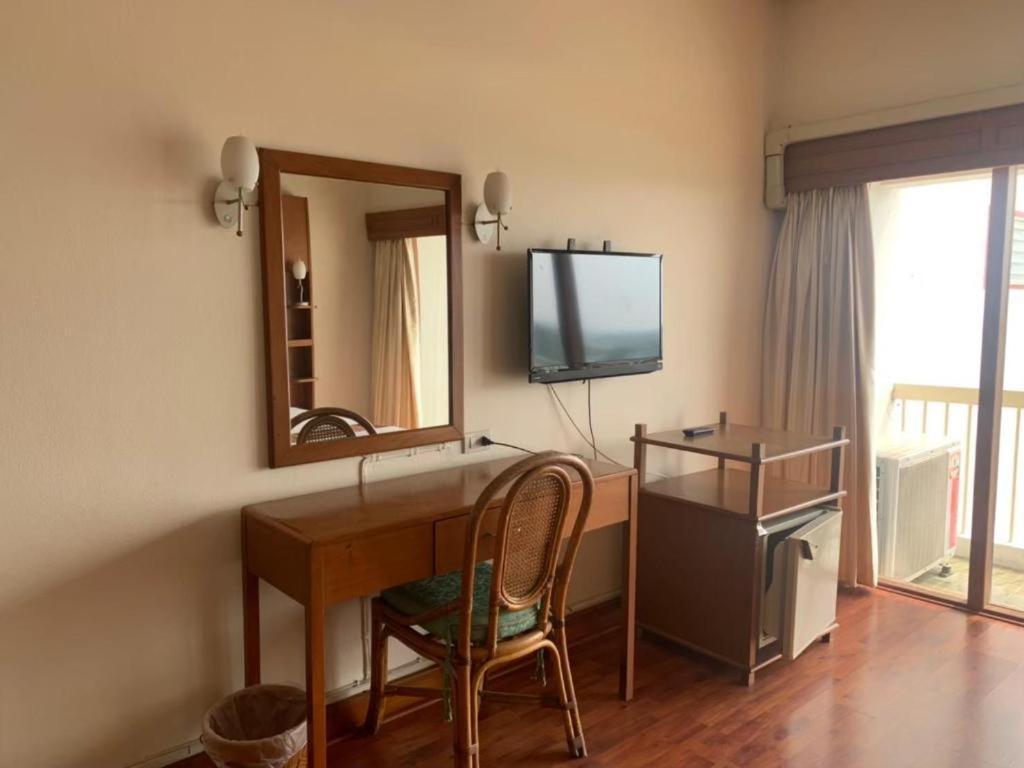 Pailyn Phitsanulok Hotel Esterno foto