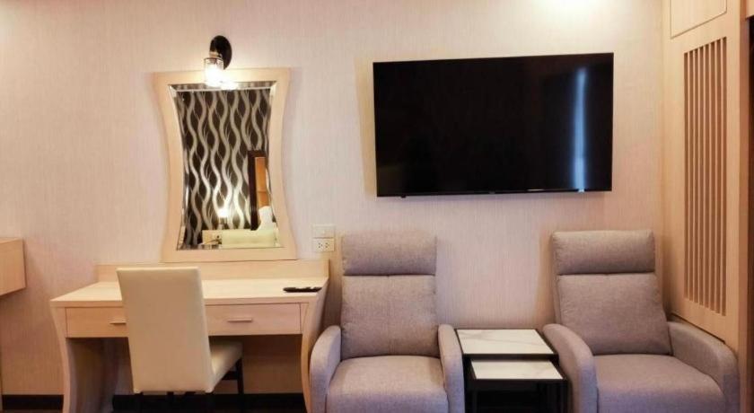 Pailyn Phitsanulok Hotel Esterno foto