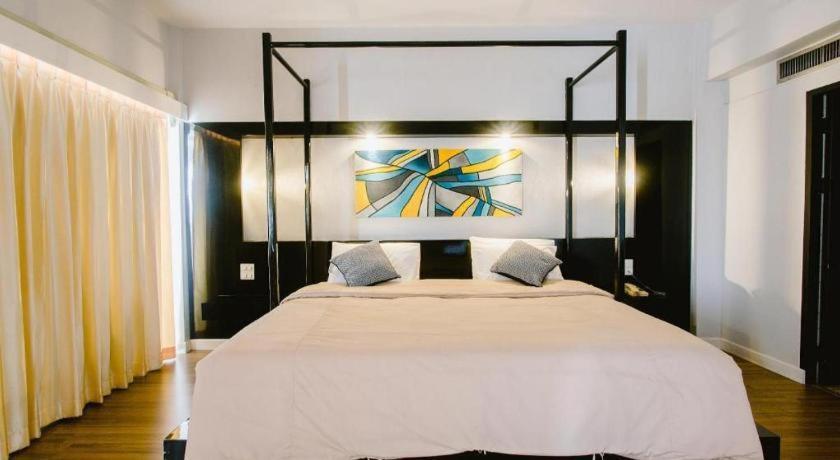 Pailyn Phitsanulok Hotel Esterno foto